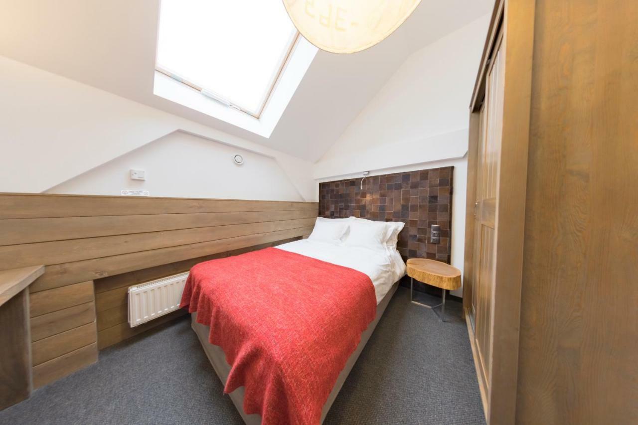 Hotel Jakubus Wilkow  Esterno foto