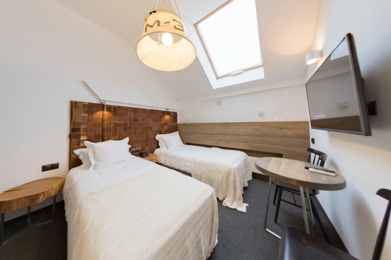 Hotel Jakubus Wilkow  Esterno foto