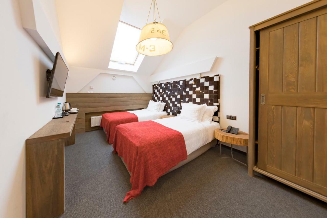 Hotel Jakubus Wilkow  Esterno foto