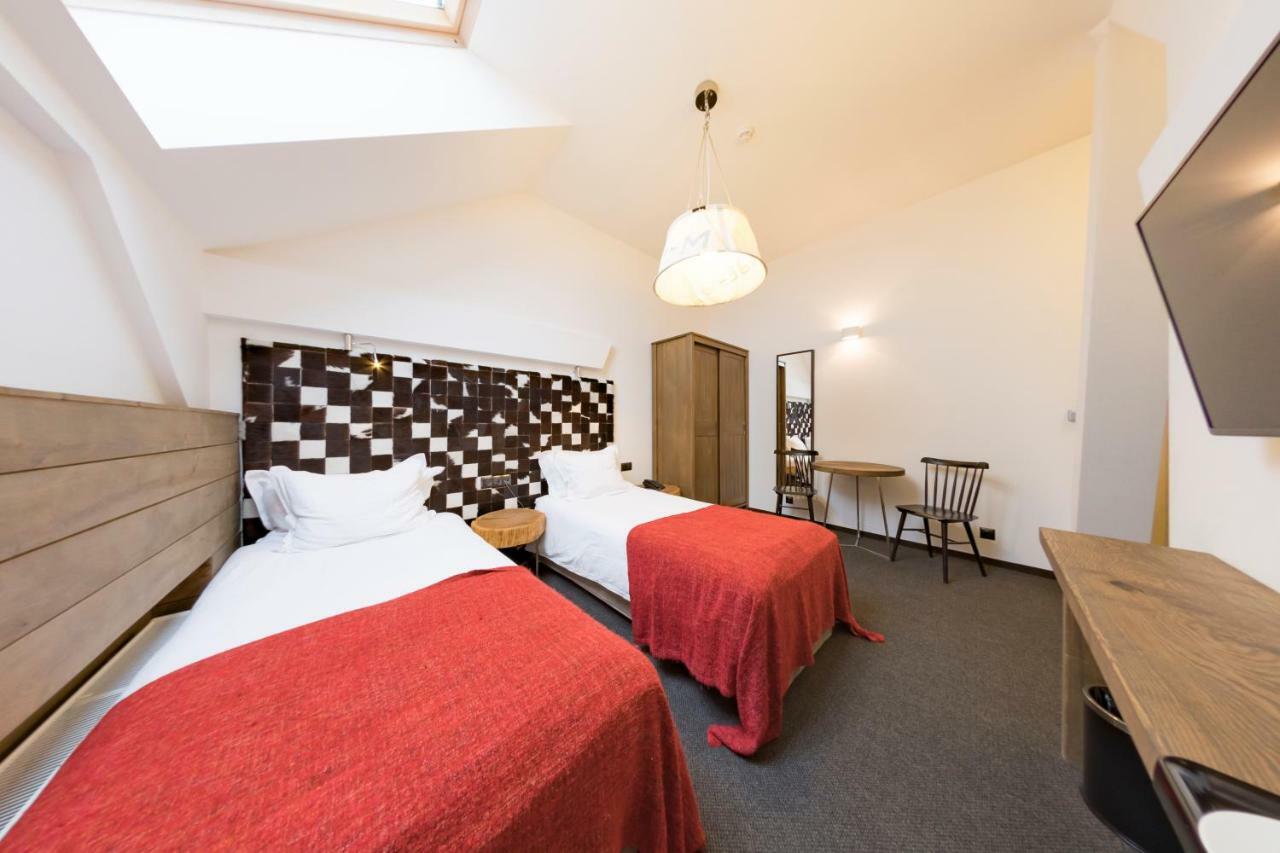 Hotel Jakubus Wilkow  Esterno foto