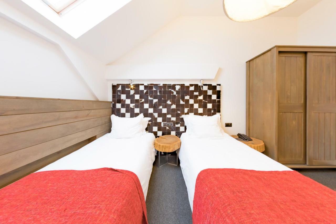 Hotel Jakubus Wilkow  Esterno foto